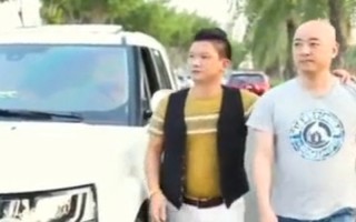 恶搞视频恩爱，恶搞视频突然蹦出鬼